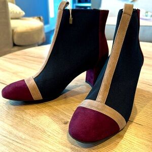 Boots, elegant, classic, made in Spain.